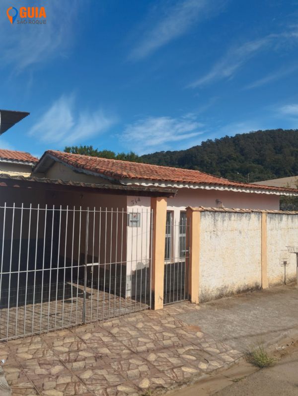 Casa térrea 3 dorm. aluga-se